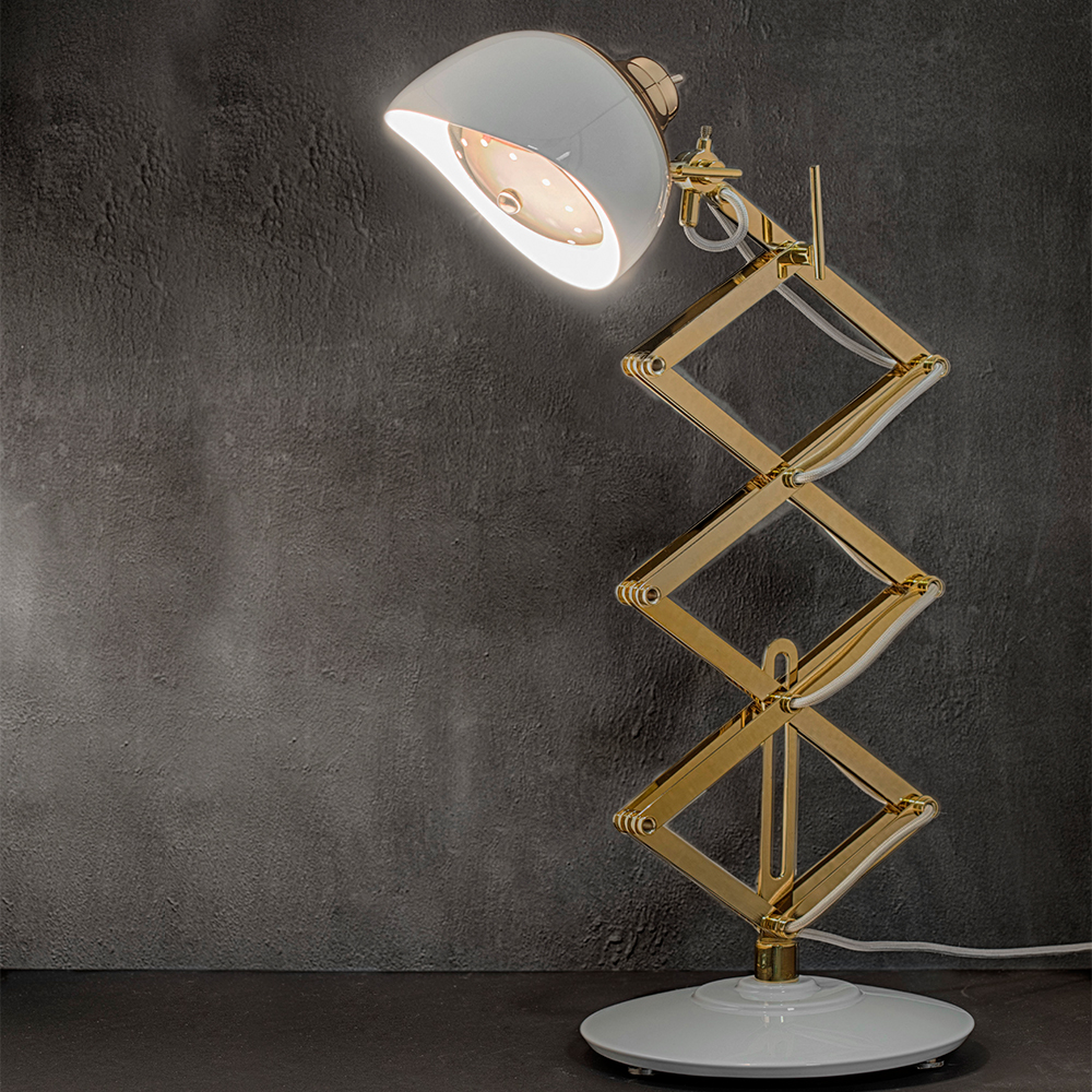 William Table Lamp