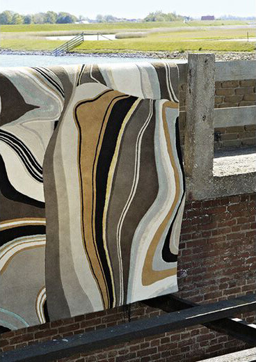 Estella Curve Rug | Size: 140 x 200 cm