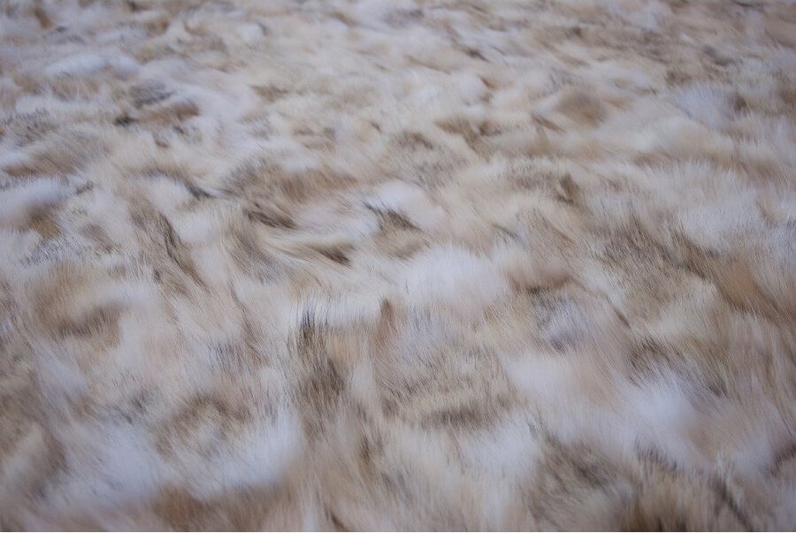 Wolf 840 Fur Rug