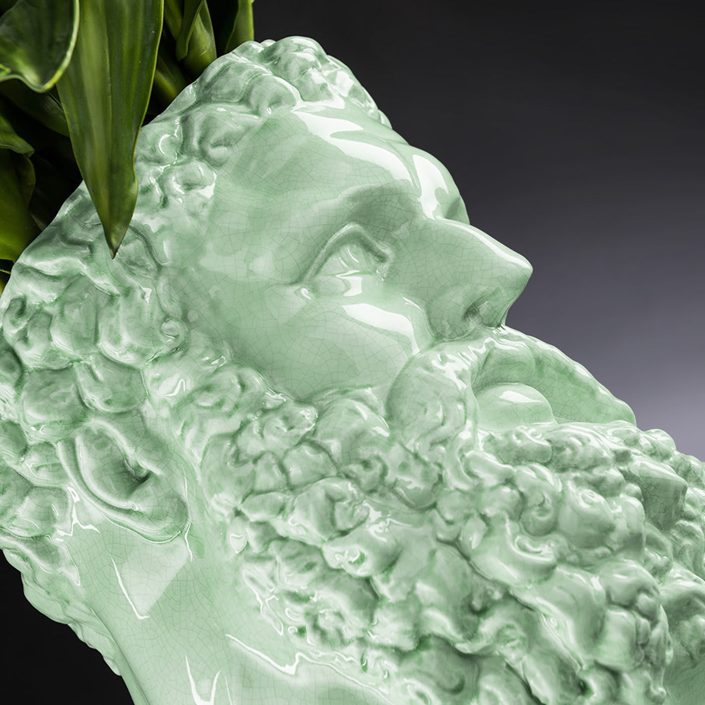 Hercules Neo Sculpted Vase