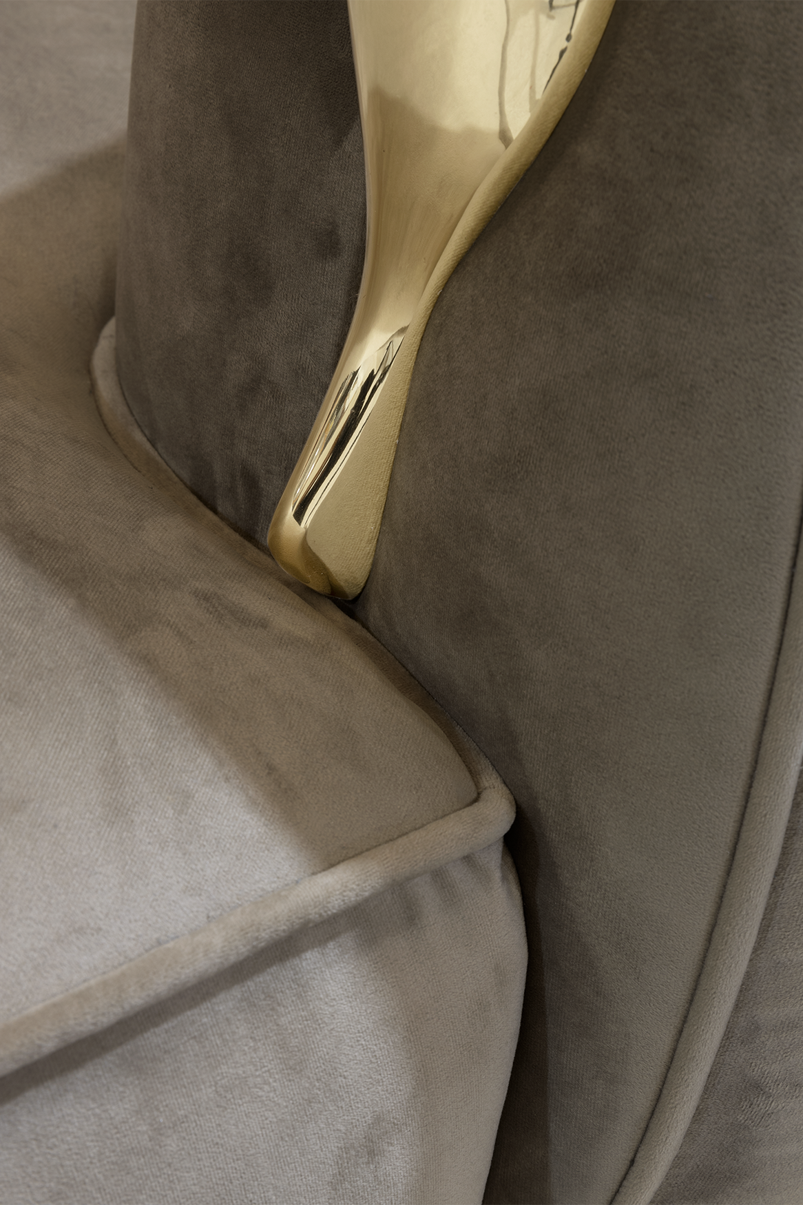Solara Curved Luxe Sofa