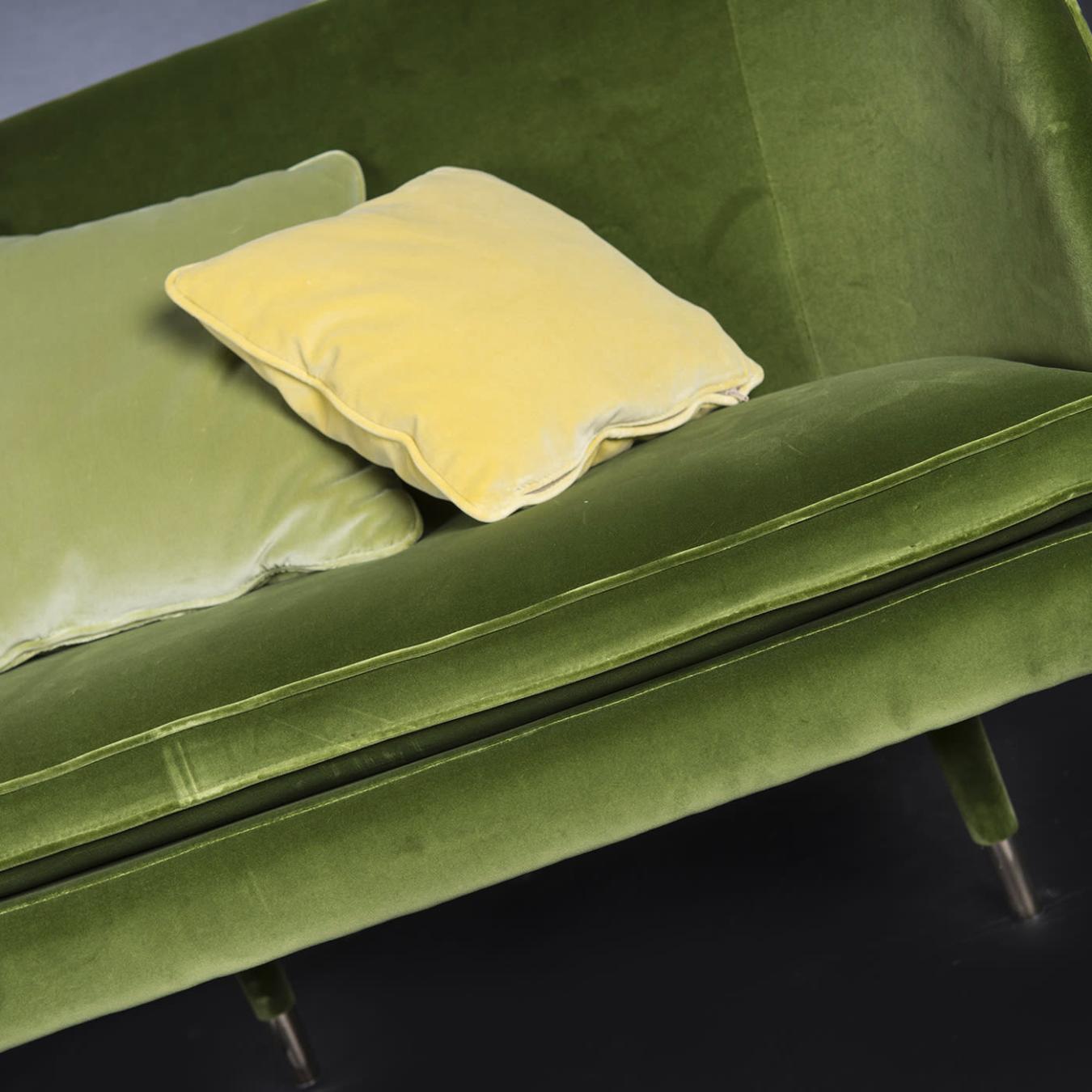 Vivien Sofa