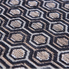 Nuovo 9015 Cromo Rug | Size: 240 x 340 cm
