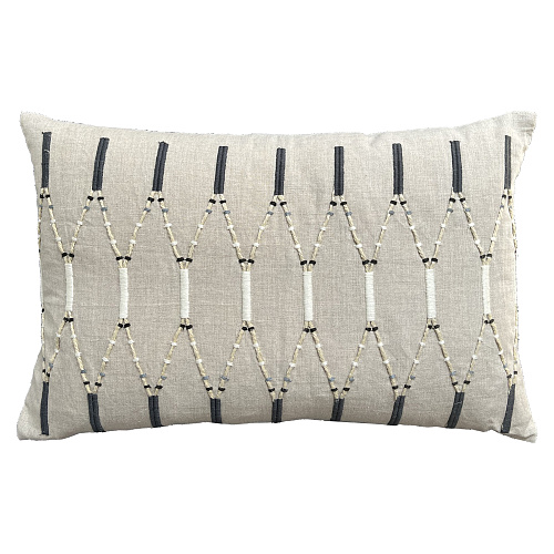 Lima Noir 60 × 40 Cushion