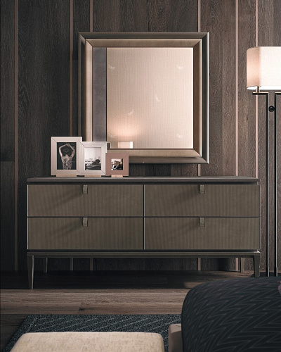 Classic Dark Brown Chest of Drawers