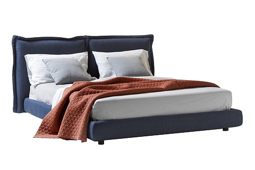Face Artisan Luxury Italian Bed