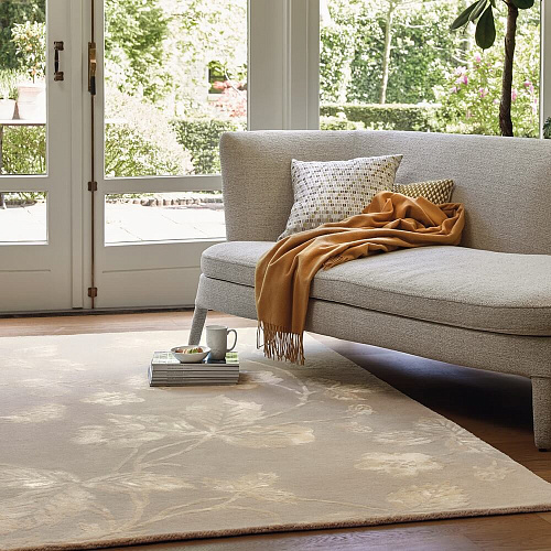 Wild Strawberry Tonal 38201 Rug