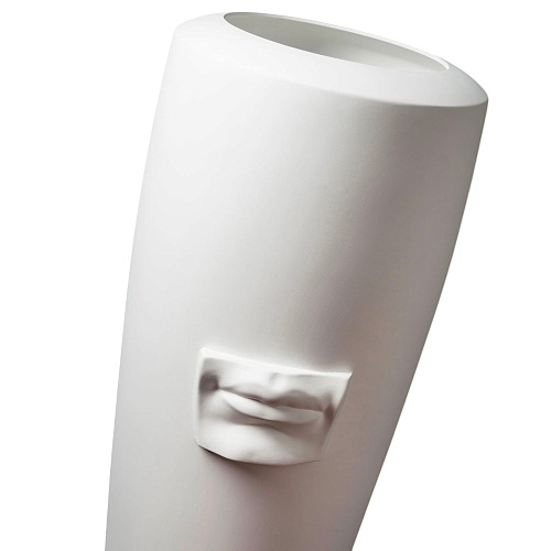 Obice Vase with David Mouth Motif