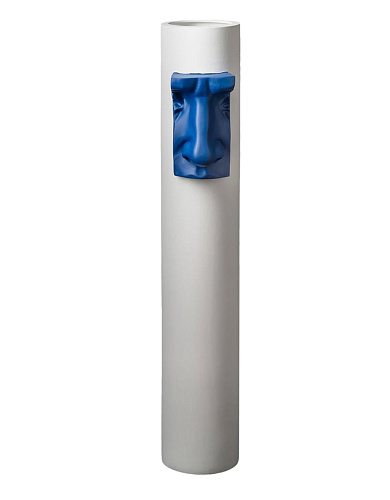 David Nose Sculpted Vase