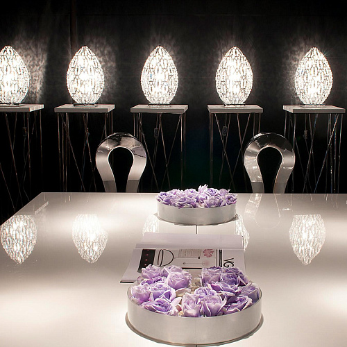 Arabesque Egg Series 50 Table Lamp