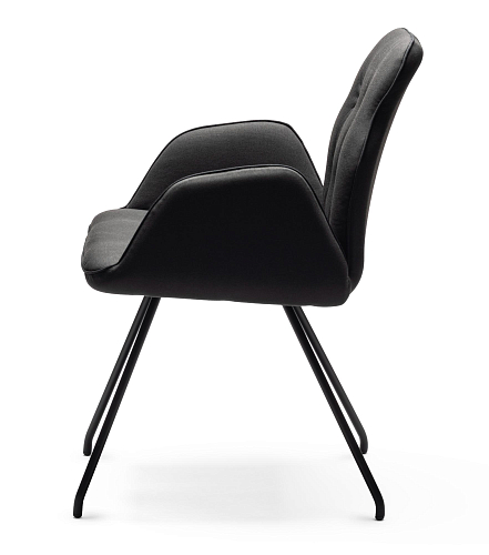 Betibù Black Chair
