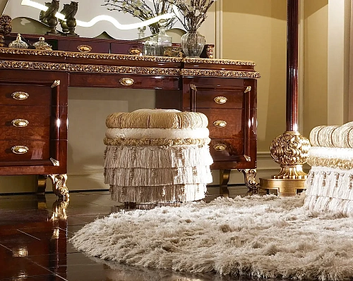Royal Crafted Circular Pouf
