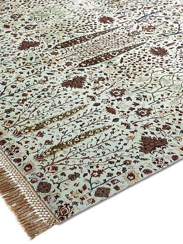 Pine Garden Green Luxury Rug