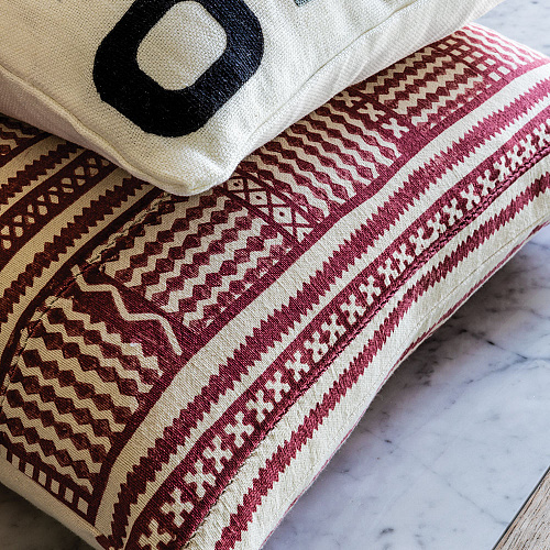 Kuba Rouge 60 × 60 Cushion
