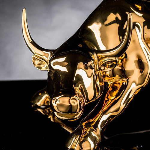 Wall Street Bull Figure