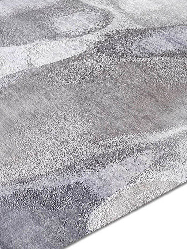 Frosty Handmade Luxury Rug