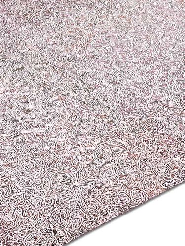 Ferahan Splash Hand-Woven Rug