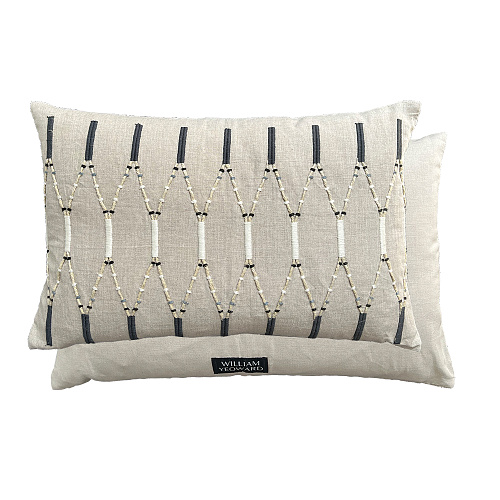 Lima Noir 60 × 40 Cushion