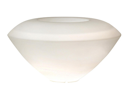 Trotty White Outdoor Floor Lamp