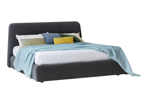 Konan Luxury Italian Bed