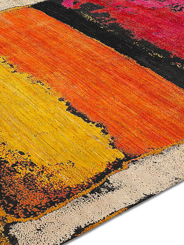 Magenta Handmade Luxury Rug
