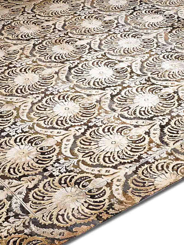 Ferdinand Hand-Woven Rug