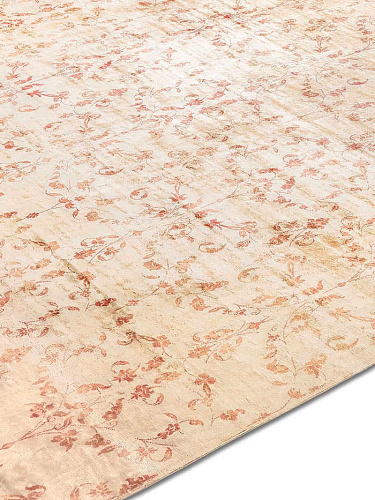 Victoria Hand-Woven Rug
