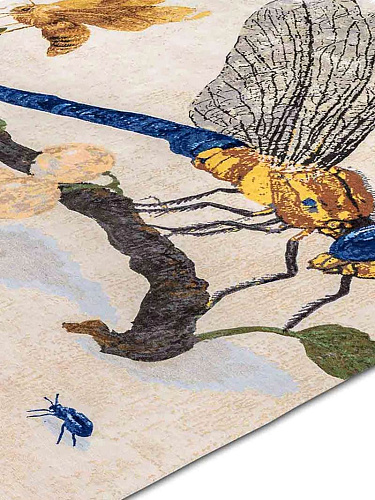 Dragonfly Hand-Woven Rug