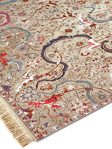 Tabriz Luxury Rug