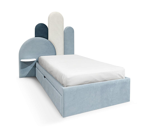 Dreamy Castle Bed