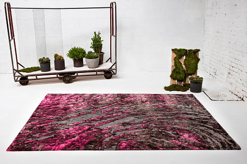 Grass Pink Fuchsia Rug