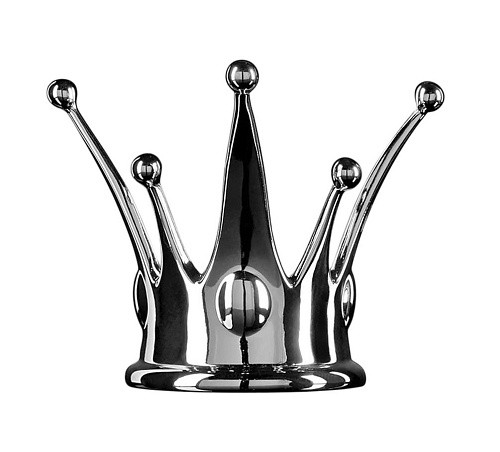 Crown Wall Feature